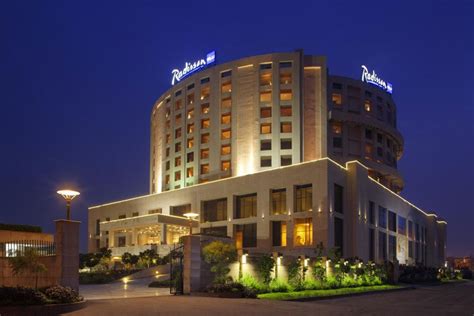 book  delhi hotel  star king penthouse luxury deluxe rooms