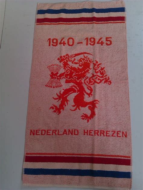 curiosa liberation towel nederland herrezen   catawiki