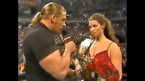 Triple H Apologises To His Wife Stephanie Mcmahon Helmsley