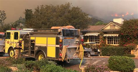 Thomas Fire Spreads Rapidly To Santa Barbara County The New York Times