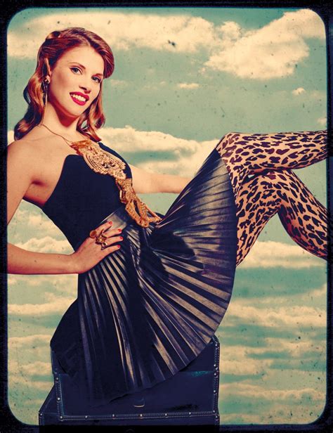 models 1 shoot 50s pin up style pips taylor presenter entertainment and docs