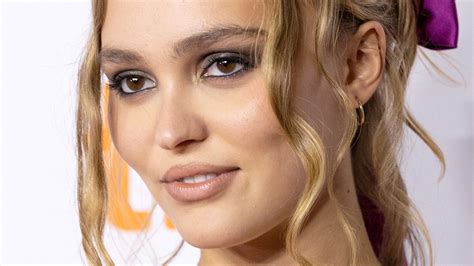 why lily rose depp skipped johnny depp s wedding to amber heard