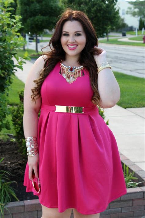 5 Plus Size Pink Dresses For Spring Style