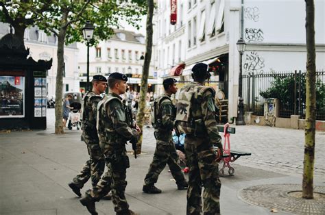 paris military julniklascom