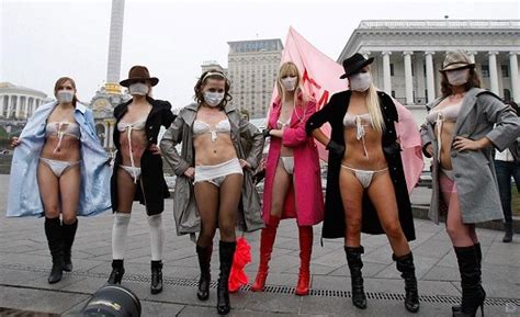 Femen Activists Strip Off In Protest Burlexe