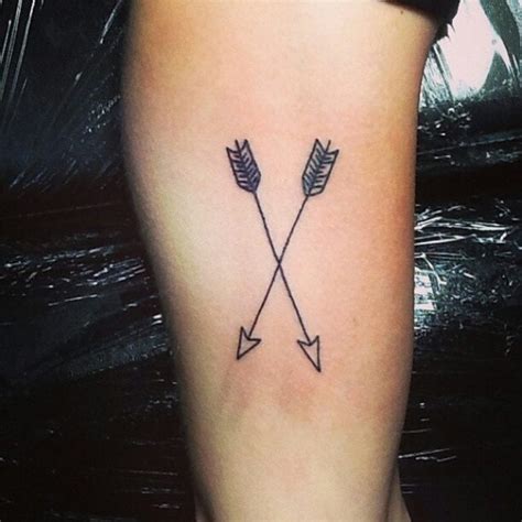 tatuajes de flechas  significado  hombres  mujeres