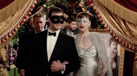 ‘fifty Shades Darker’ Gets R Rating For Sexual Content