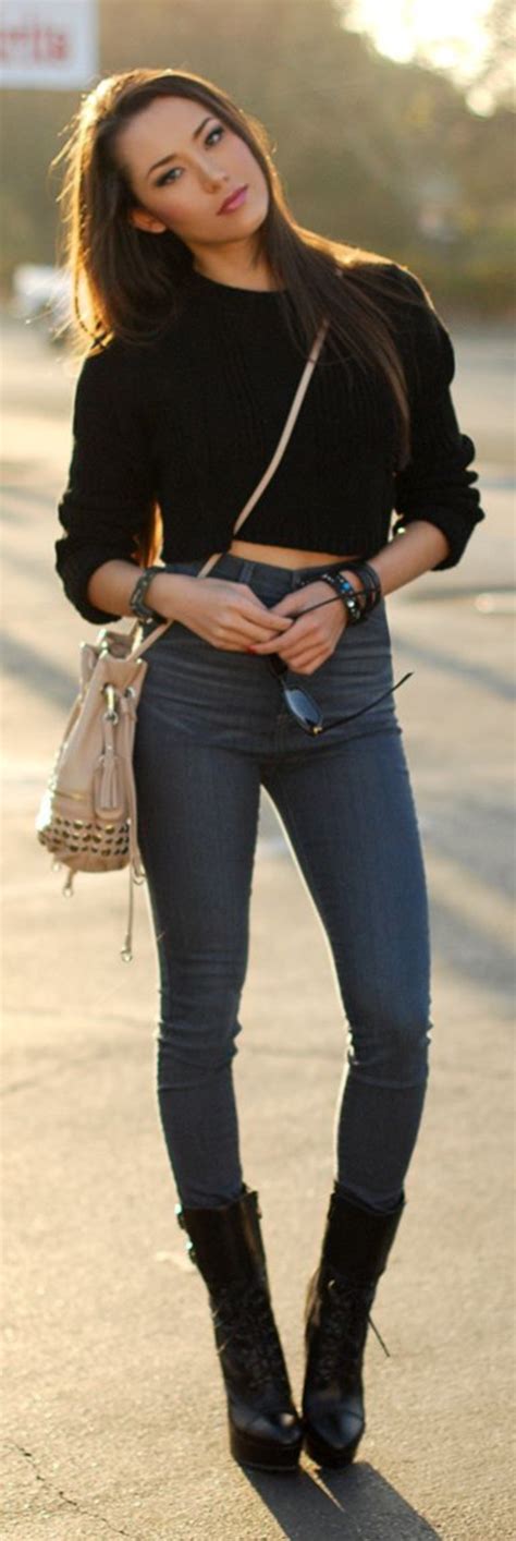wear high waisted jeans  fashiongumcom