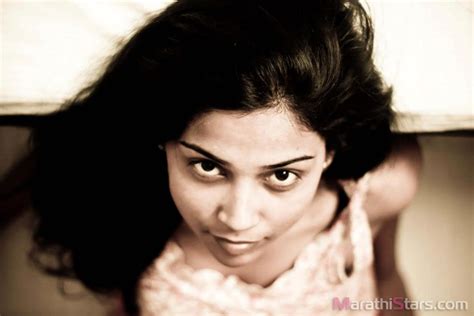 usha jadhav marathi actress photos biography wiki
