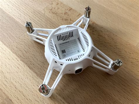 el xiaomi mitu drone es algo mas   simple juguete