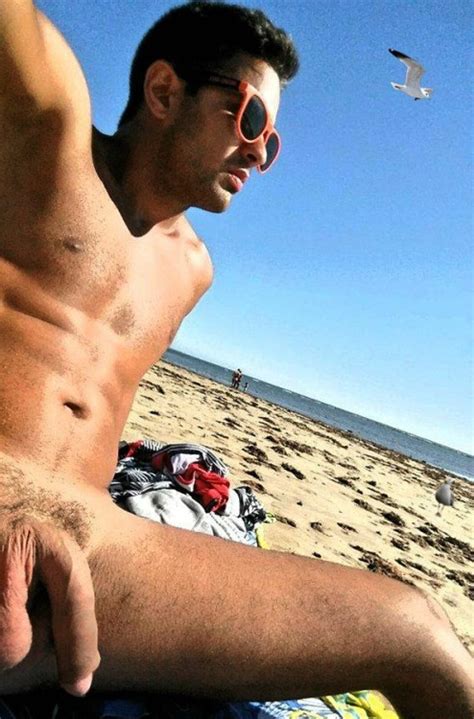 photo hung male naturists page 14 lpsg