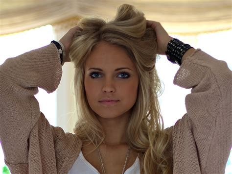 emilie marie nereng full hd wallpaper and background 2560x1920 id 635561