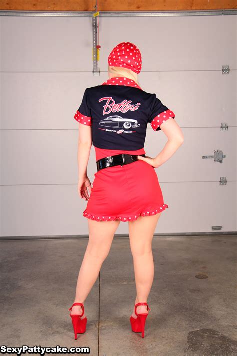 Sexy Pattycake In Betty’s Garage On Babe Base