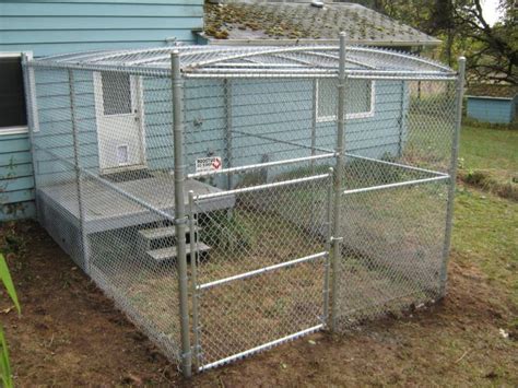 cheap fence ideas  dogs  diy reusable  portable dog fence   dog kennel roof