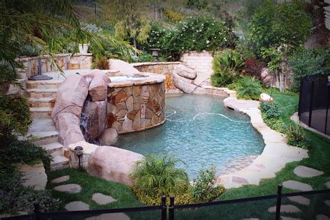 riviera pools  spas  premiere pool designer  builder