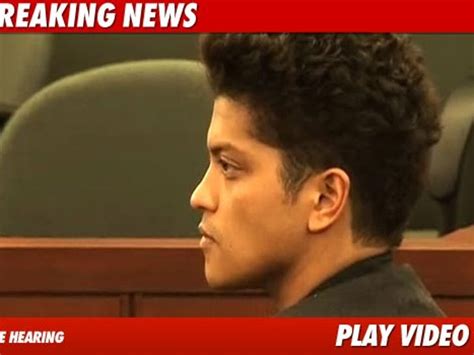 [video] Bruno Mars Cuts Deal In Drugs Possession Case
