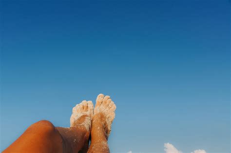 5 reasons people enjoy tanning bronze tan st louis