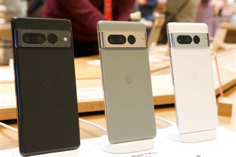 google pixel  pro review amazing camera unreliable smartphone