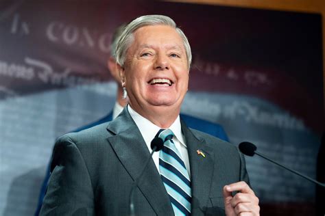 lindsey graham would like states to decide on gay marriage