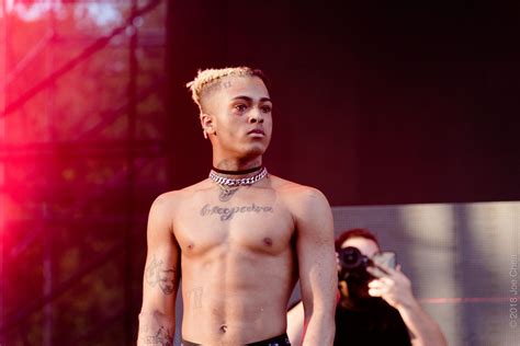 xxxtentacion s ex gf geneva ayala grieves online and fans are attacking