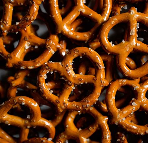 pretzels  history   classic snack gooroo blog
