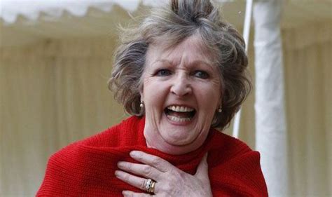 Why We All Love That Arch Snob Penelope Keith Express Comment