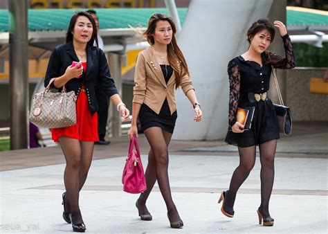 tights fetish and miniskirts on twitter street pantyhose and candid legs