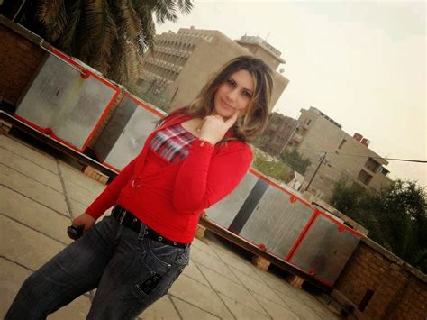 beautiful egyptian girls look s very cute and hot photos
