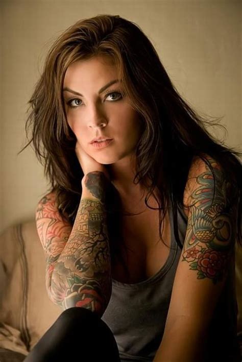 Compilation Of Girls With Tattoos Part 2 33 Pics