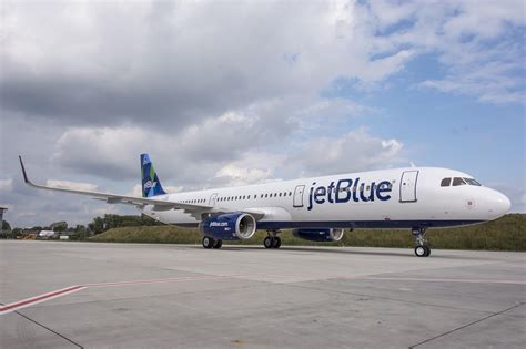 jetblue pilot wins landmark compensation case   airline   lets fly
