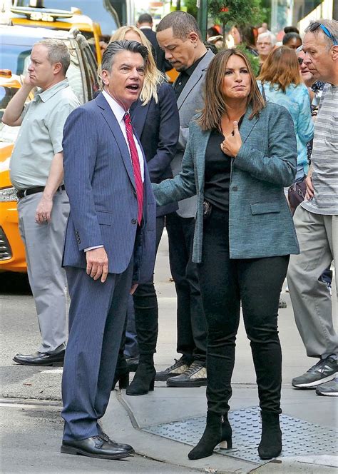 Mariska Hargitay On The Set Of Law And Order Svu In New