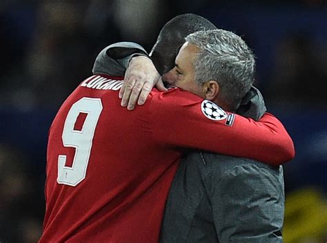 Manchester United News Romelu Lukaku Defends Jose Mourinho And Reveals