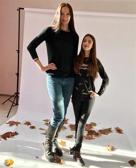 205cm Ekaterina 171cm Alisha By Zaratustraelsabio Tall Girl Tall