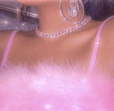 glitter aesthetic pink plastic by diana 💙