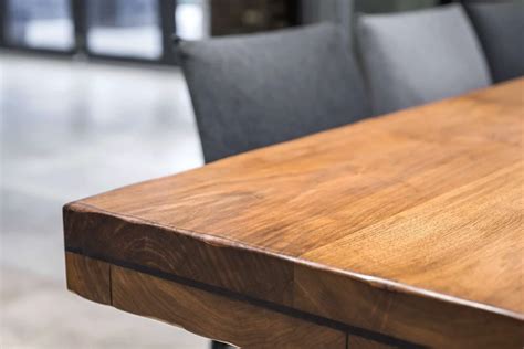 solid wood desk   market review