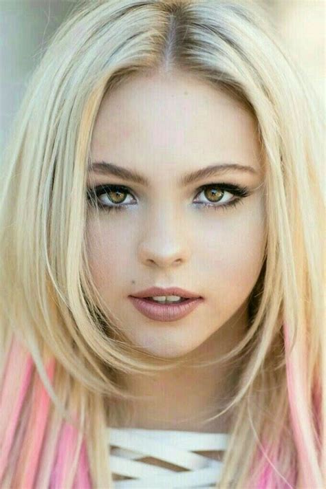 Pin By Chris G On Blondes Beautiful Girl Face Beauty Girl Girl Face