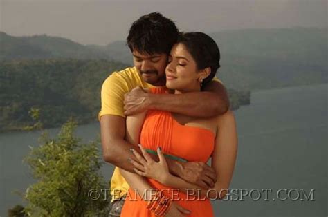 Tamil Movie Actress Hot Kavalan Vijay Asin
