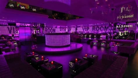 Vip Room Saint Tropez Vip Tables And Prices I Club Bookers