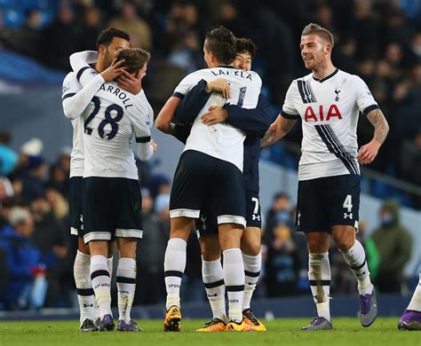 Spurs Win Over Man United Puts Pressure On Leicester