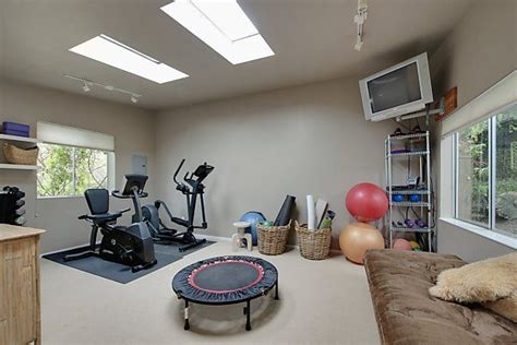 home gym spare room like the skylights for natural light fitness pinterest spare room