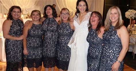 Six Women Wore The Same Dress To A Wedding And No They