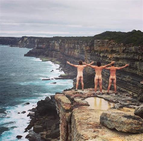 Get Naked Australia Cheeky New Instagram Craze Hits The South Coast