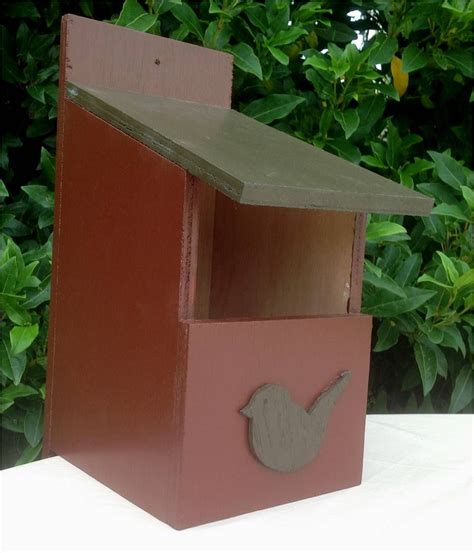 nifty nesting quality attractive nest boxes give wild birds  secure home nesting boxes