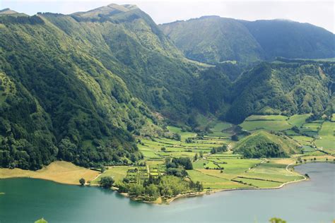 discovering  azores double barrelled travel