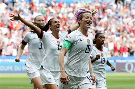 u s women s soccer team win 2019 world cup over the netherlands in 2 0