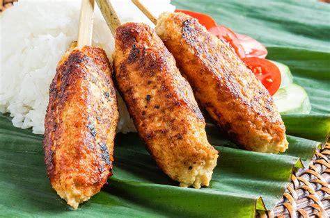 13 Makanan Tradisional Khas Bali Yang Masih Eksis Sampai Sekarang