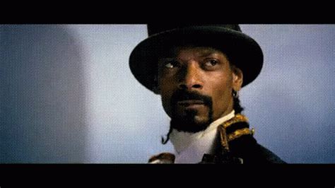 yeah gif  snoopdogg headnod discover share gifs