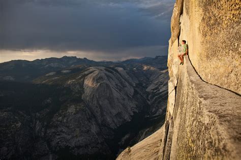alex honnold to solo one of world s tallest buildings for