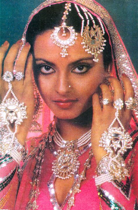 rekha rekha in mujra outfit