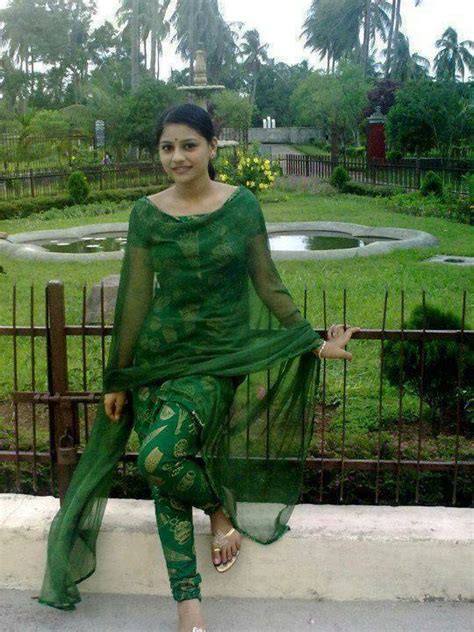 hot desi indian girls traditional sexy pics desi india cute girls cute desi girls photos sexy